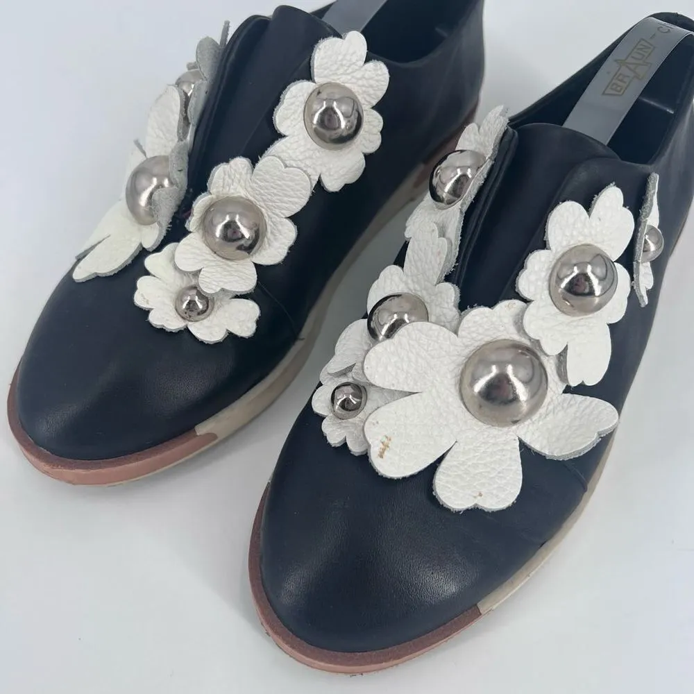 MIISTA LONDON Blanche leather floral Loafers embellished size‎ 37 size 6.5 Black - Image 3