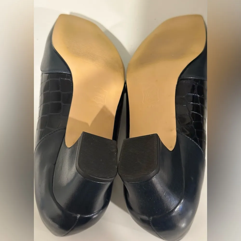 Roa Hommerson Dark Blue Small Block Heel Round Square Toe Size 7.5 - Image 9