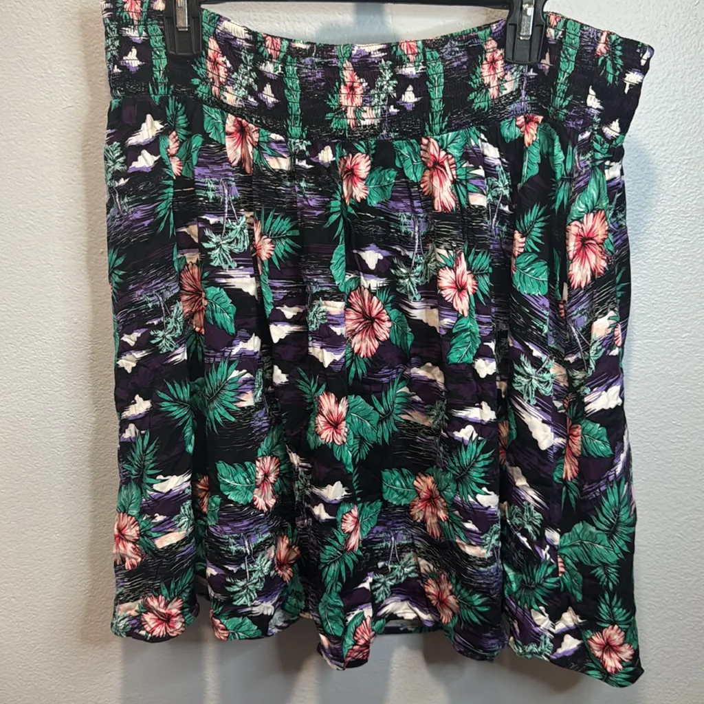 NWT Hot Topic Skirt - Image 5
