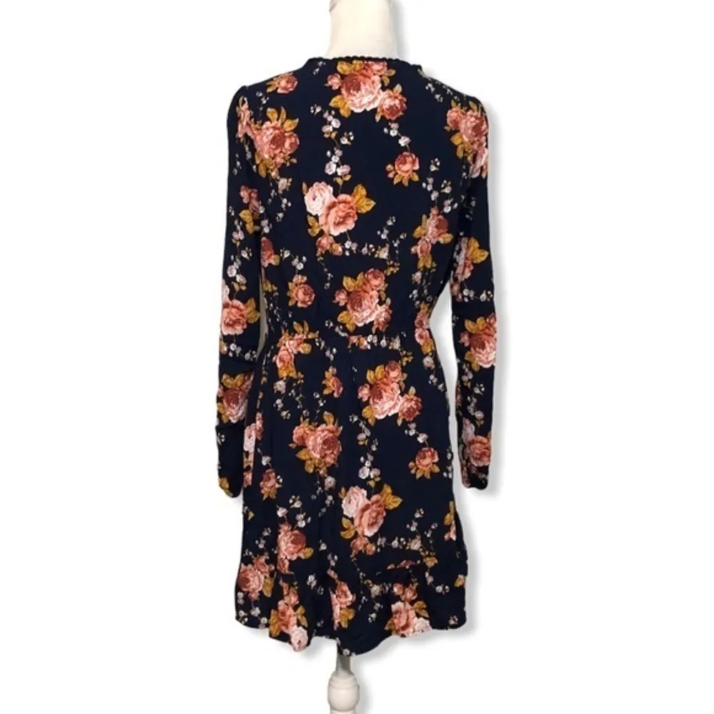 NWOT Dark Blue Floral Button Long Sleeve Dress New - Image 4