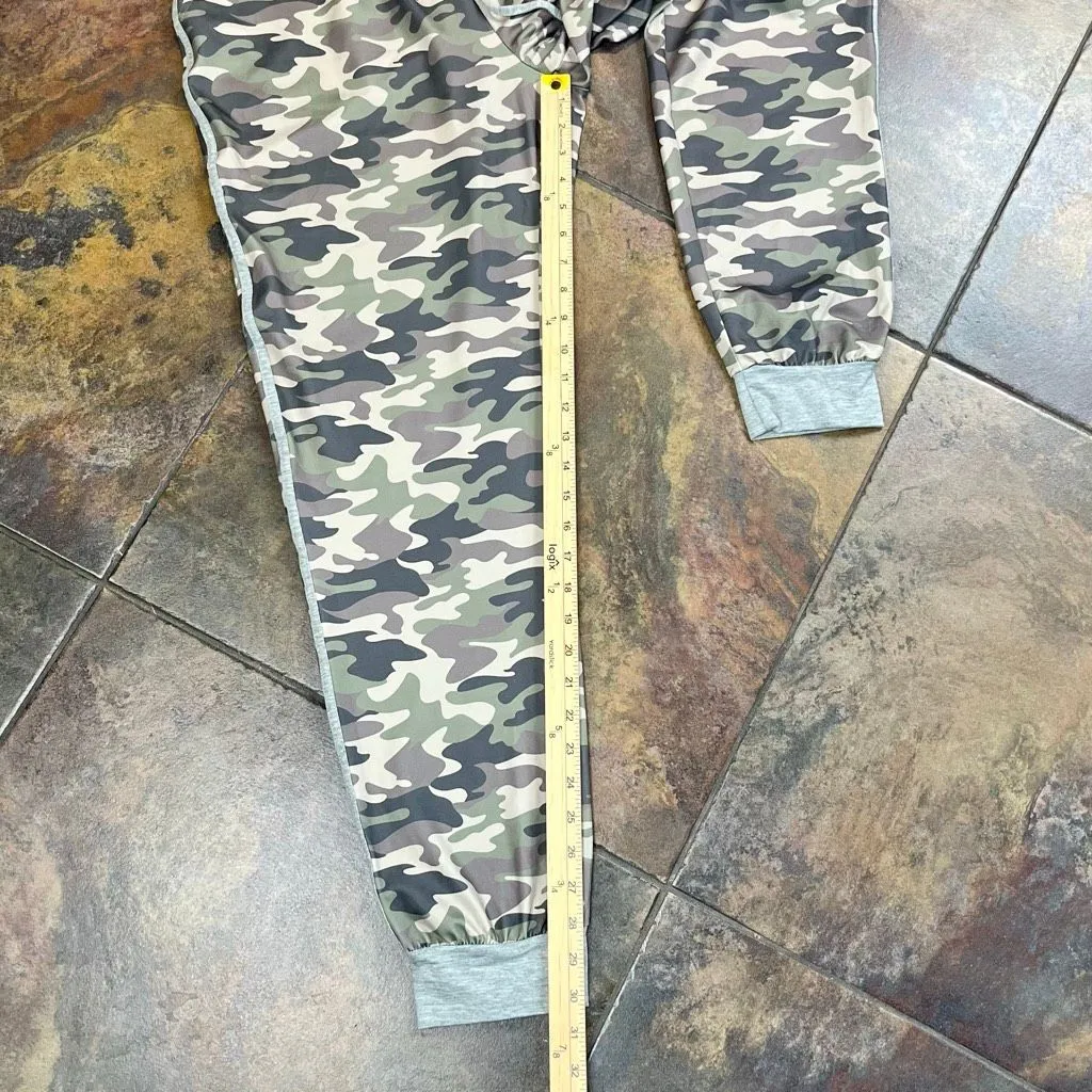 Jess Lea Camo Pull - Image 2