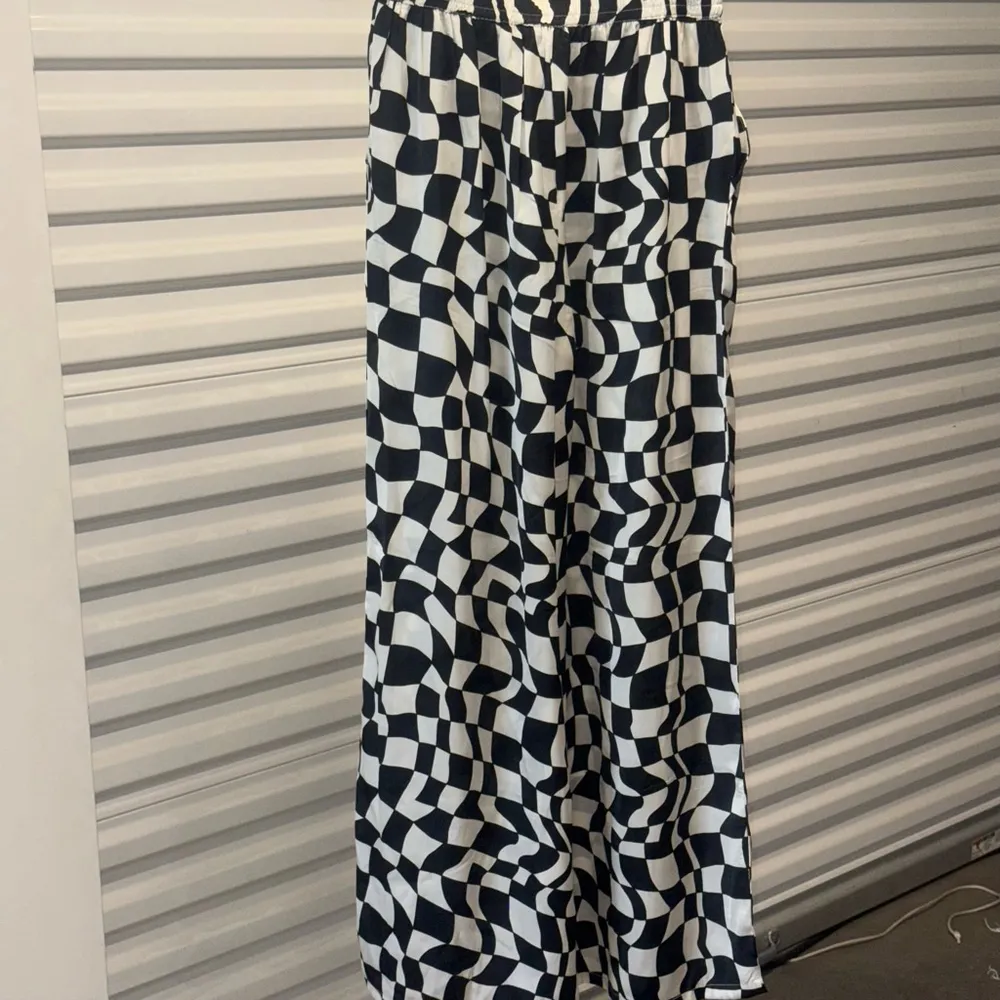 Nasty Gal Pants Size L Black White Checkered - Image 6