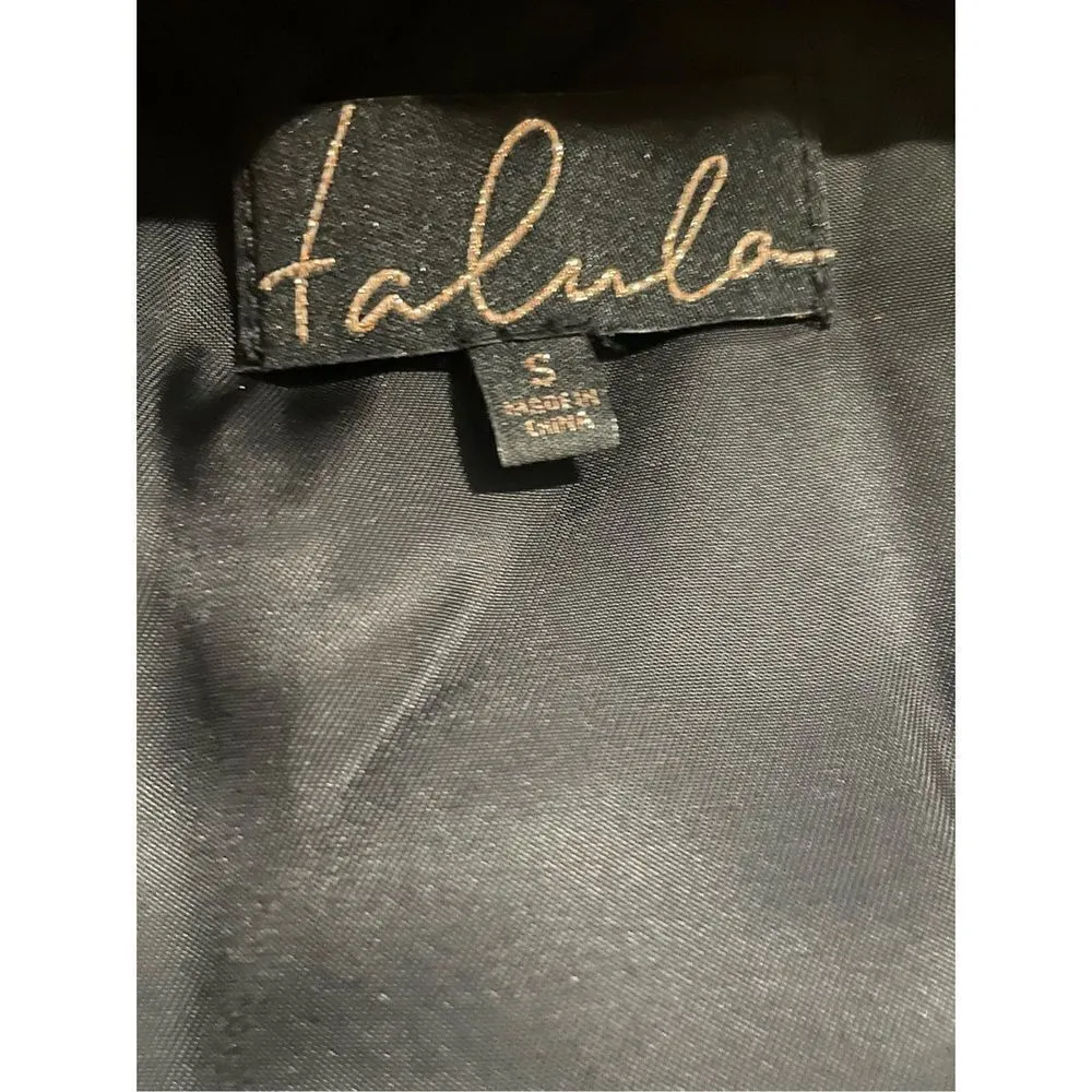 Aritzia Talulu Park Slopes Faux Fur Vest Women's size small - Image 4