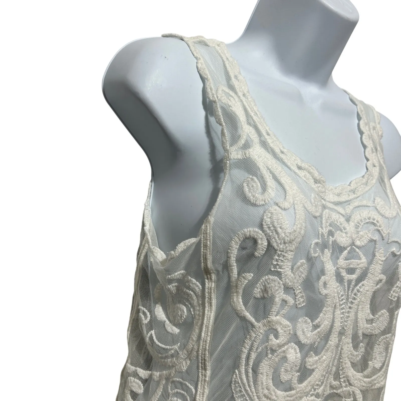 Express Women Tank Top XS Ivory Embroidered Mesh Lace Sheer Romantic Coquette - Image 4
