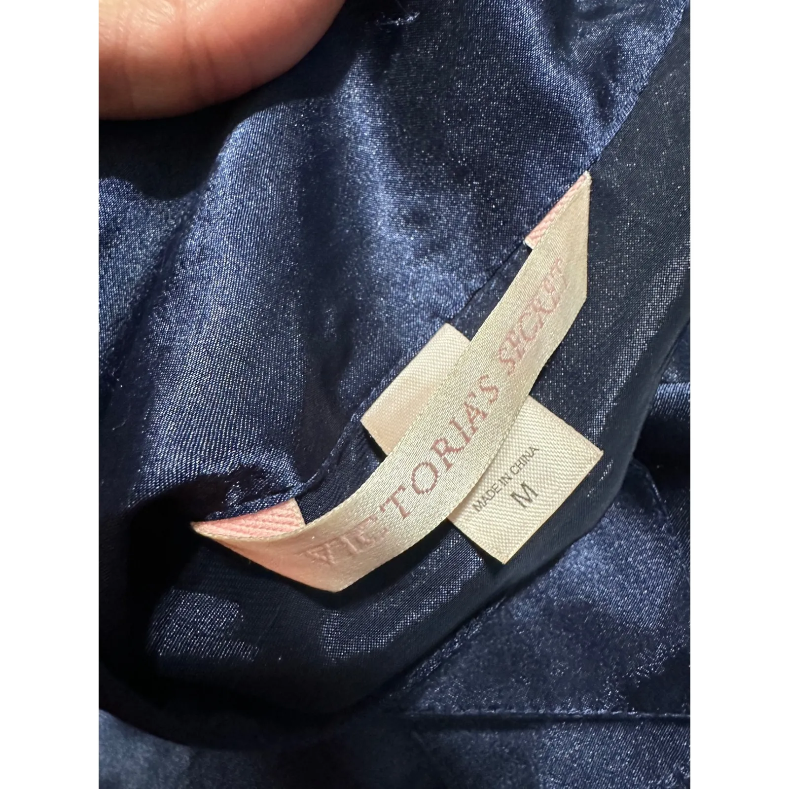 Victoria's Secret Satin Button Up Long Sleeve Top Navy Blue Size M - Image 5