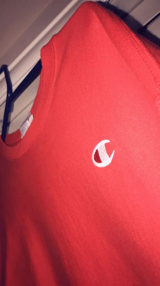 Champion Pullover  - Image 2