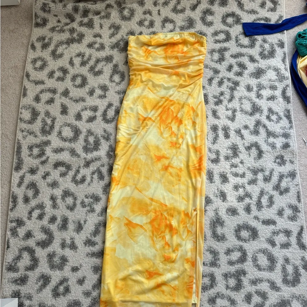 SheIn Yellow Strapless Dress - Image 2