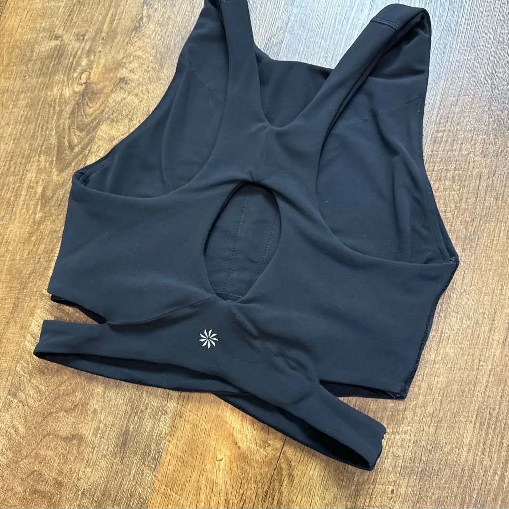 Athleta Conscious Cut Out Crop Top Sports Bra Sz XS Black - Image 12