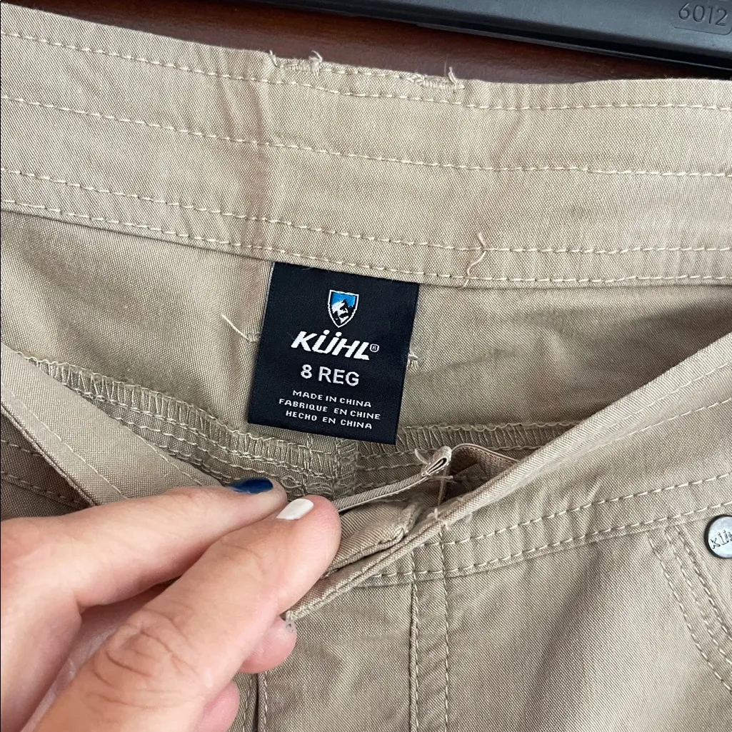 Kuhl convertible outdoor hiking cargo pants size 8 - Image 4