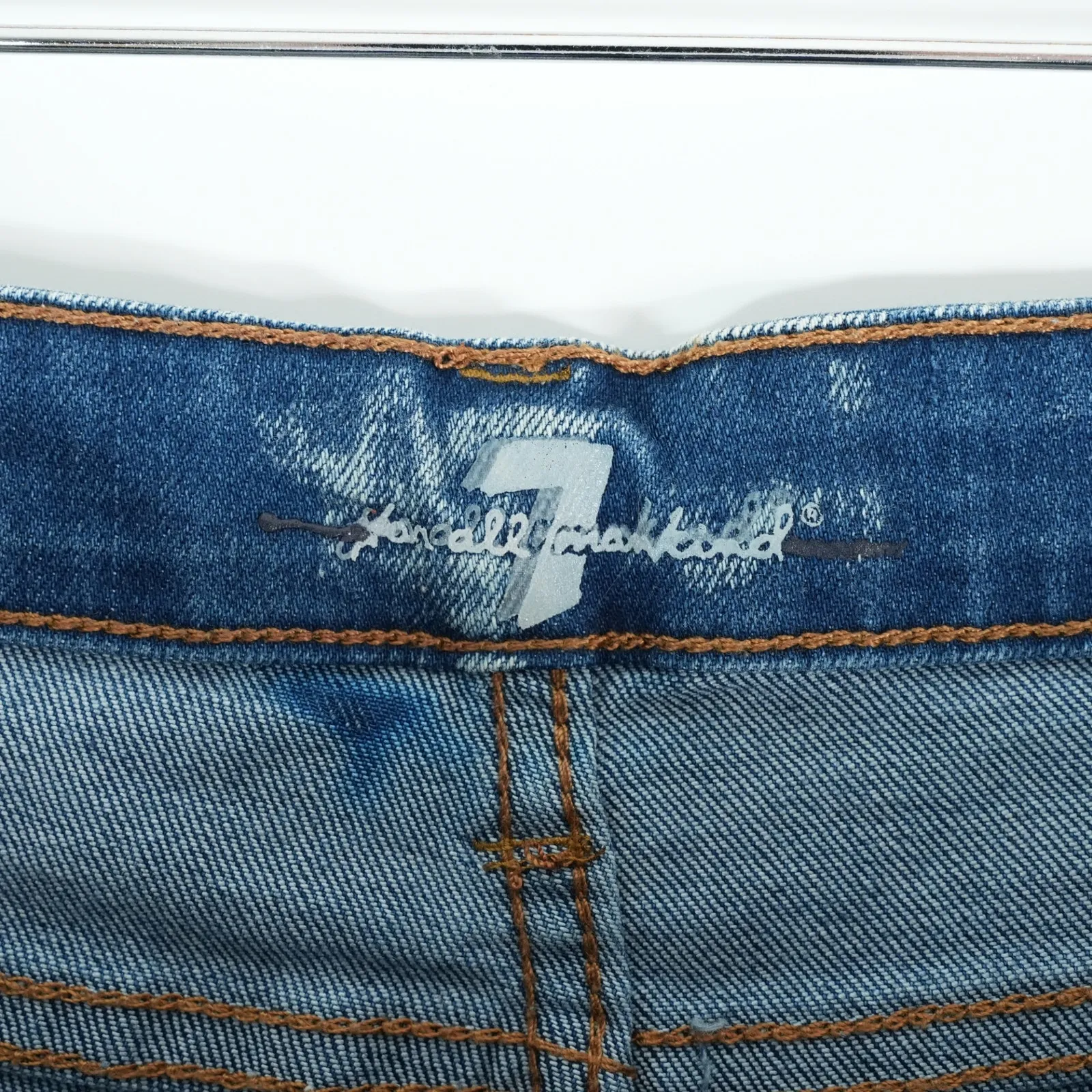 7 For All Mankind Bermuda Shorts Womens 16 (28x10) Blue Denim Jorts Stretch - Image 3