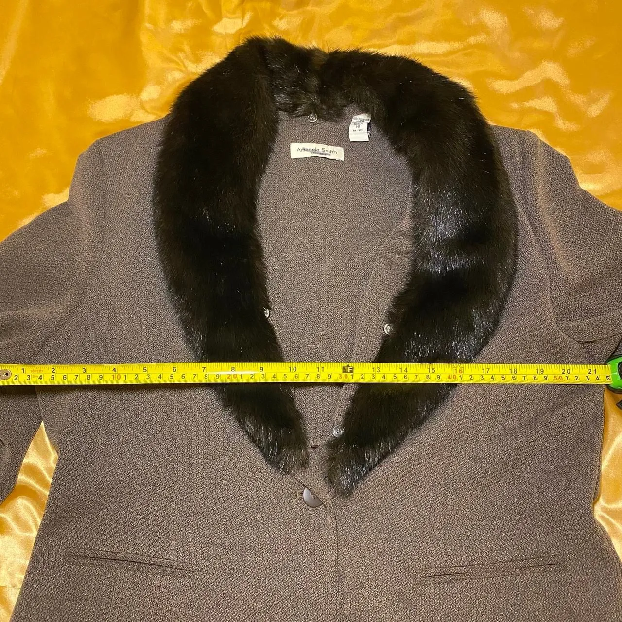 Amanda Smith Dress Brown Vintage Blazer with Faux Fur Collar and Button Closure - Image 6
