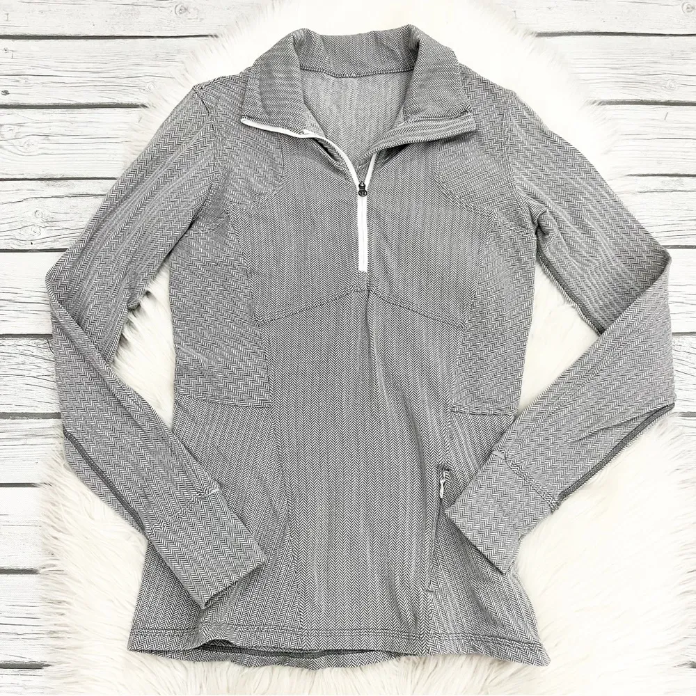 Lululemon Kanto Catch Me Gray Herringbone half Zip Jacket - Image 4