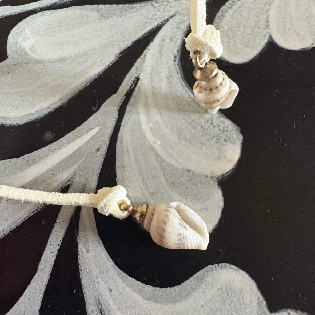 Free People Elegant Cream with Shells Anklet - Image 2