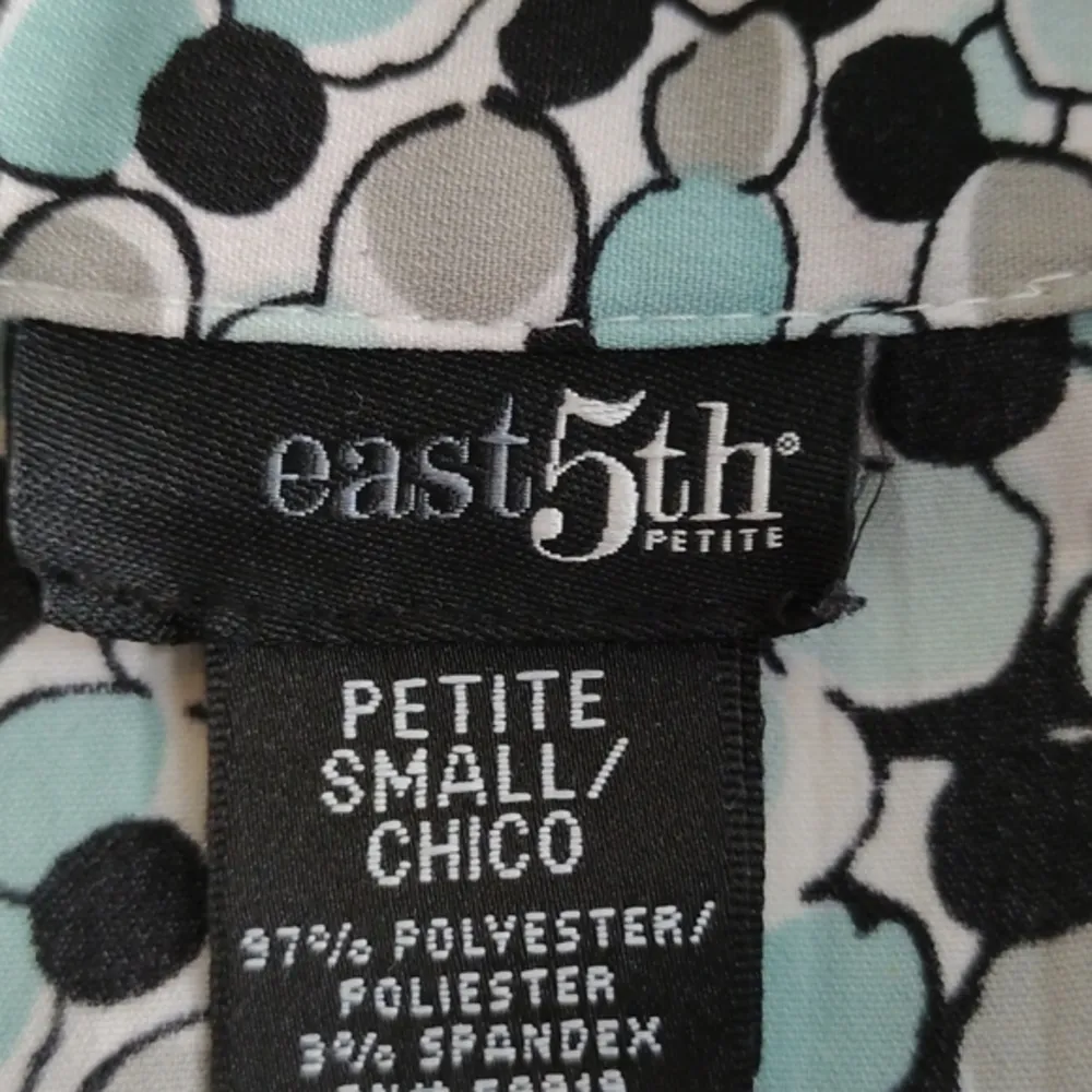 Woman's East 5th Button Down Blouse Size S #7045 - Image 4