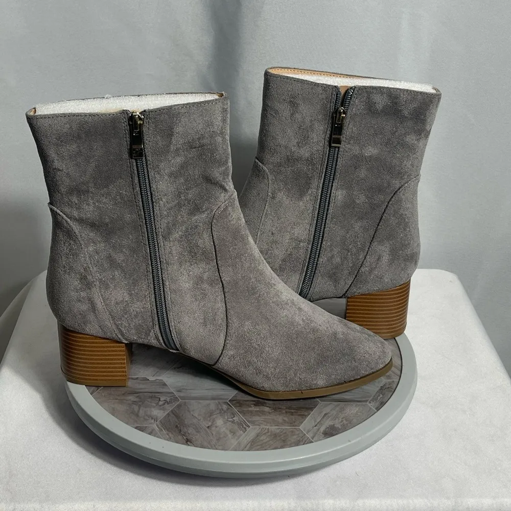Journee Collection Gray Suede Ankle Boots WD11 Block Heel Side Zip Booties - Image 4