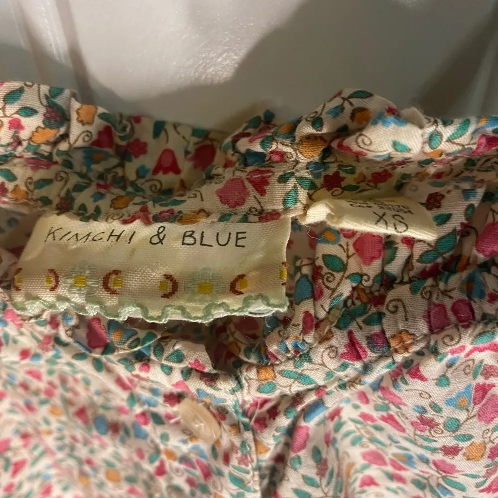 Kimchi & Blue Floral Spaghetti Strap Crop Top - Image 3