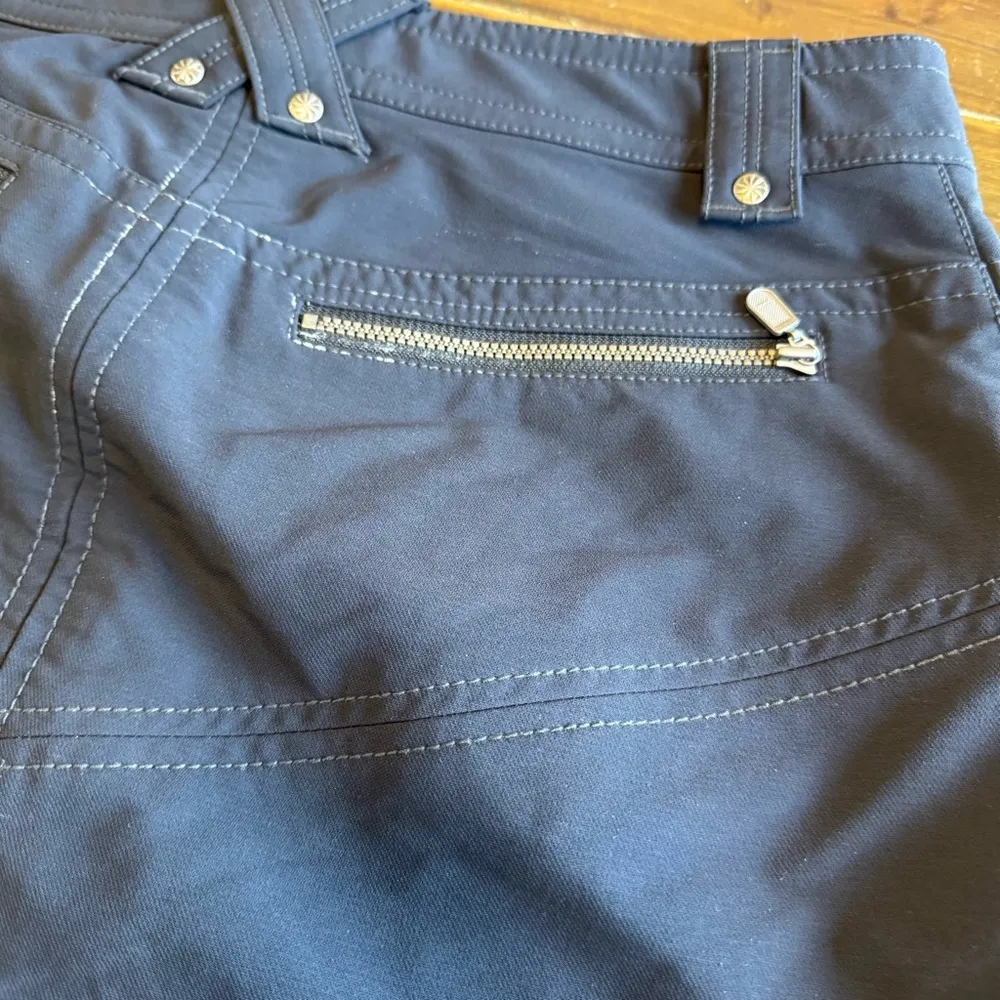 Athleta Black Skirt Mini Knee Lined Fleece Hiking 6 Zipper Pockets - Image 7