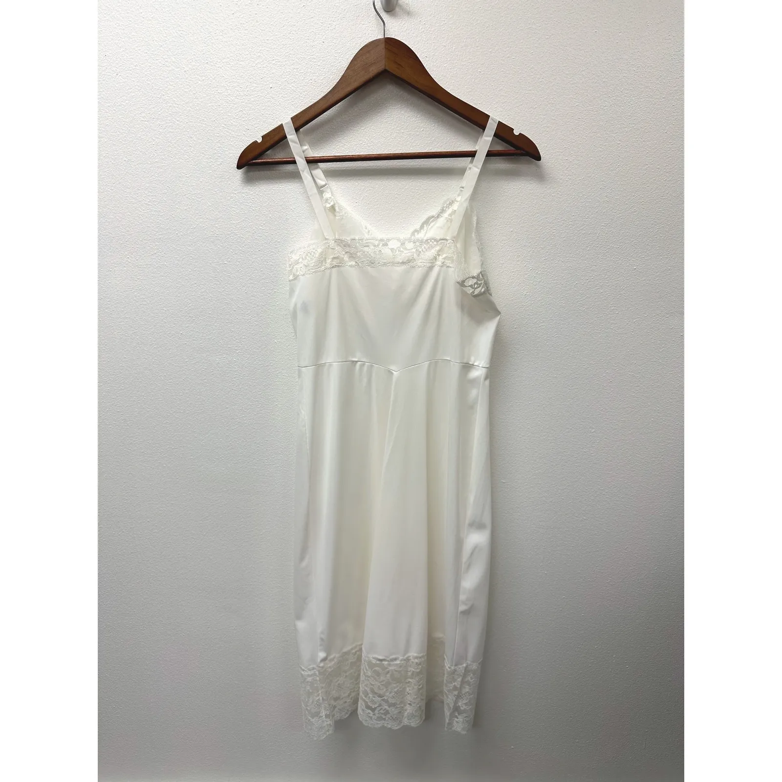 Vintage Gossard Artemis Lace Trim Full Slip White Size 34 - Image 5