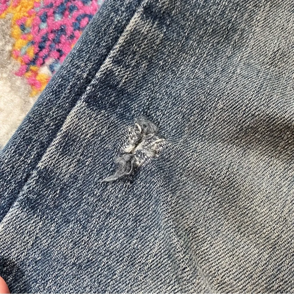 Vintage Y2K L.E.I. Custom Embroidered Moon and Stars Dream Catcher Flare Jeans Blue Size undefined - Image 4