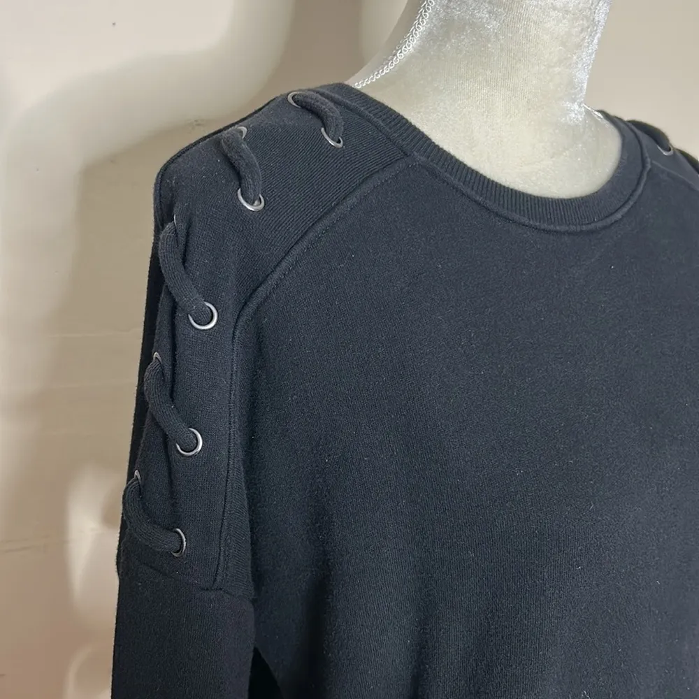 Betsey Johnson • performance sweatshirt with laced shoulder - Image 95