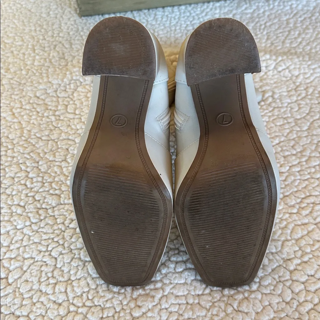 🌺 A New Day Cream Ankle Block Heel Boots Sz 7 - Image 5