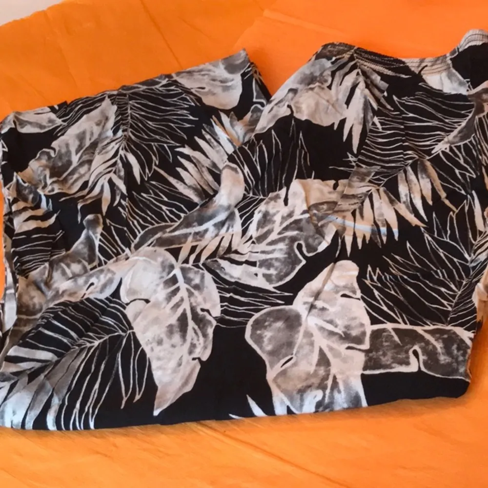 T & Company pants - Image 2