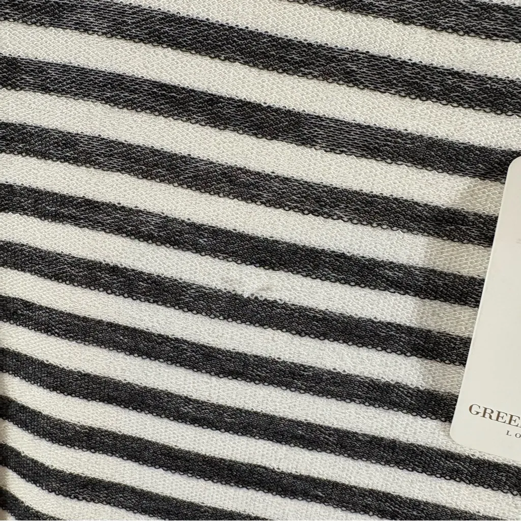 Green Envelope Gray And White‎ Stripe Top Size 1X - Image 8