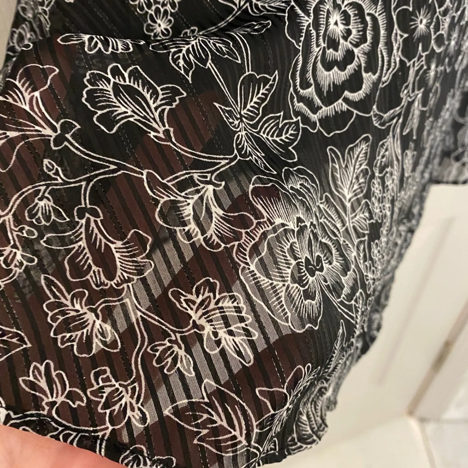 LOFT Etched Floral Bow Flounce Dress Women's Black White Long Sleeve XS NWT - Image 11