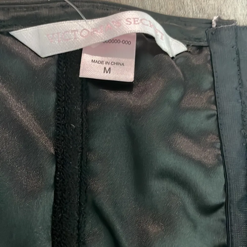 Victoria’s Secret Red Asian Inspired Dragon Print Corset - Image 4