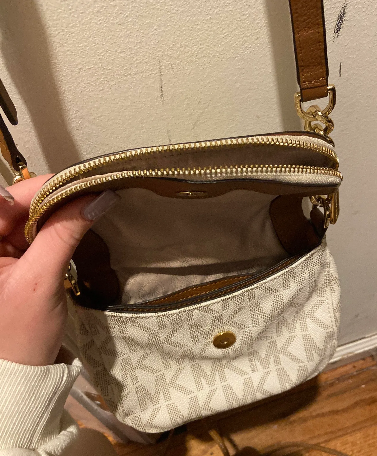 Michael Kors Micheal Kors Crossbody Bag - Image 5