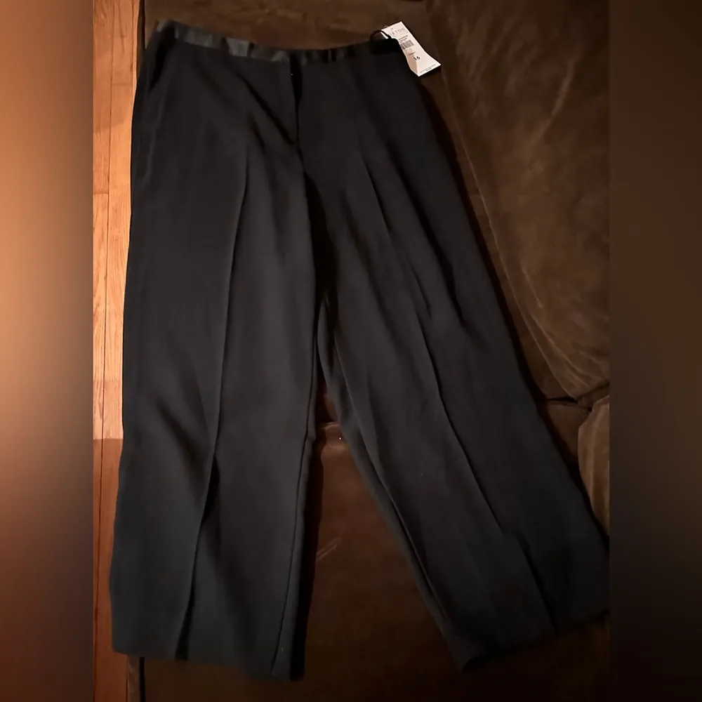 Norton McNaughton NWT Maggngcm Tuxedo Black Straight Wide Leg Sz 16.Machine Wash - Image 4