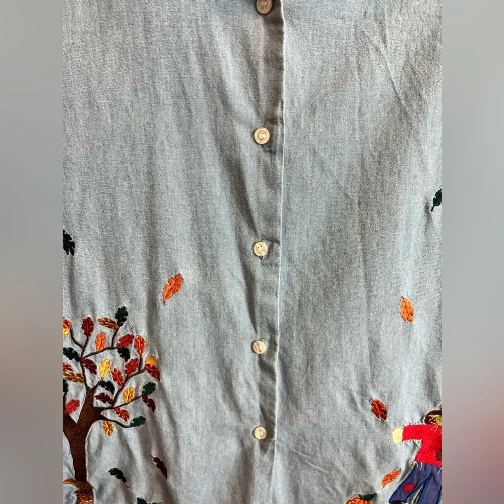 Béchamel top women’s blue chambray embroidered fall season button up siz… Size L - Image 5