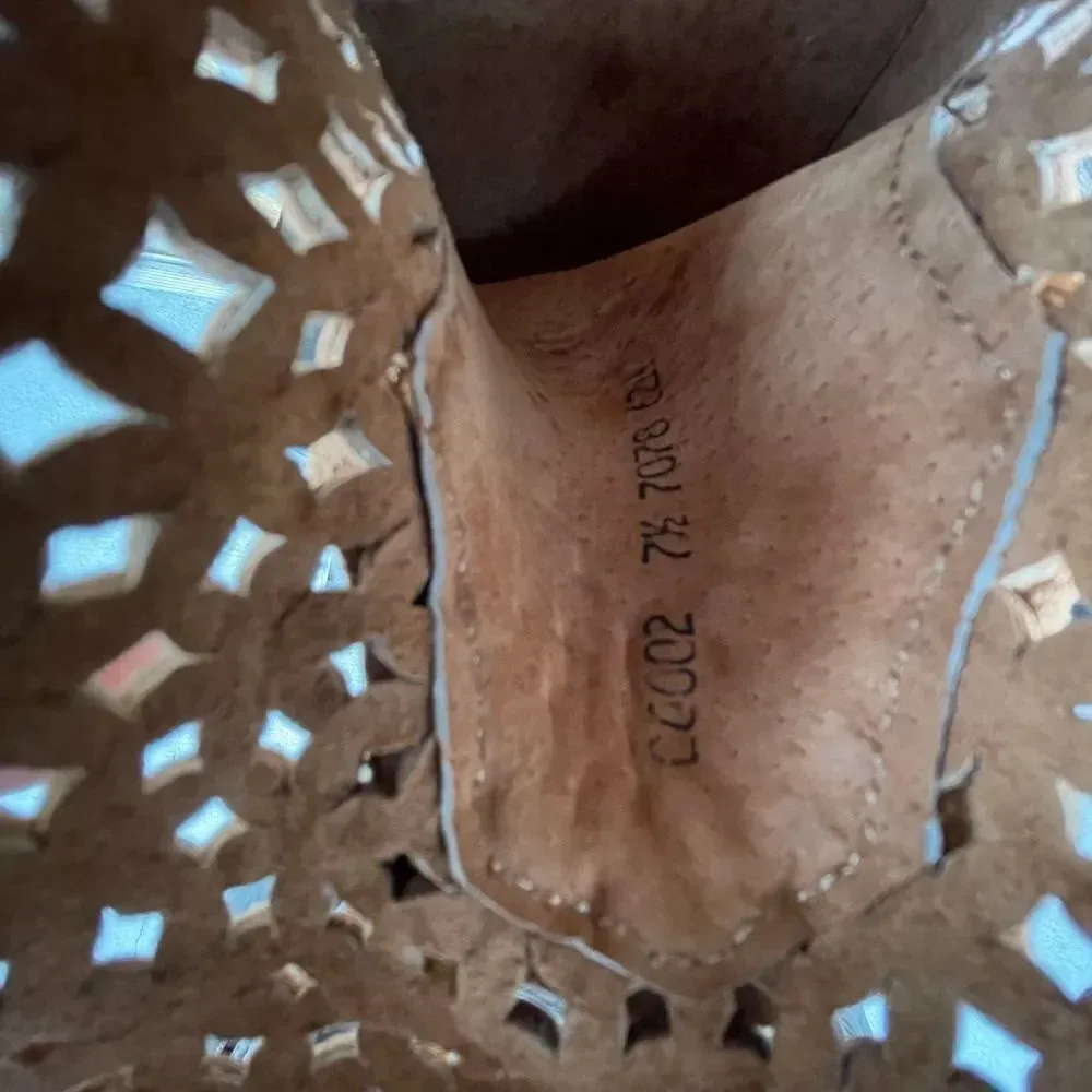 CORRAL CIRCLE G WOMEN'S DISTRESSED ROUND TOE ZIPPER ANKLE BOOT 7.5 - Image 9