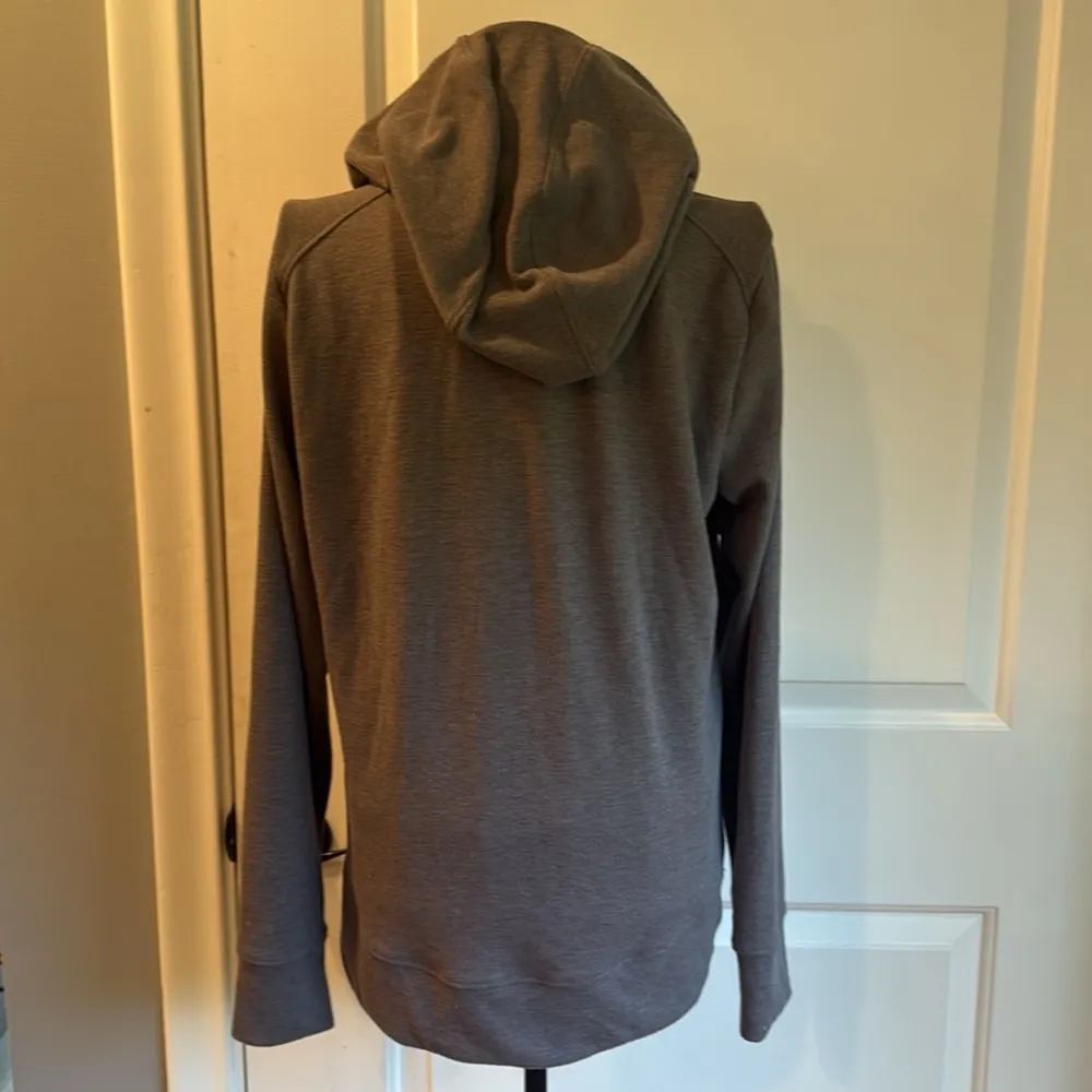 Under Armour, purple cold gear, hooded sweatshirt - Image 5