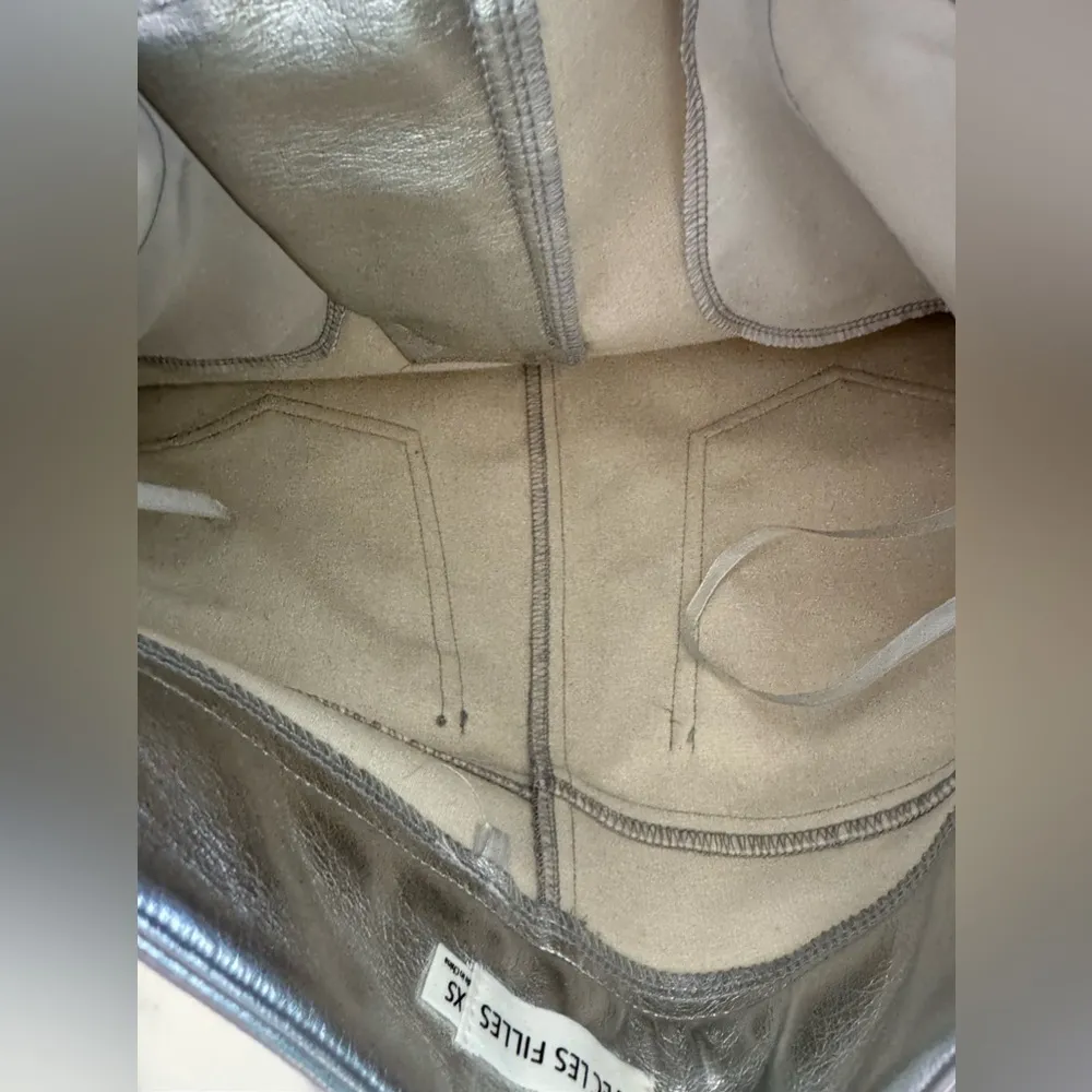 NWT Avec Les Filles Silver Faux Leather Metallic Skirt XS - Image 8