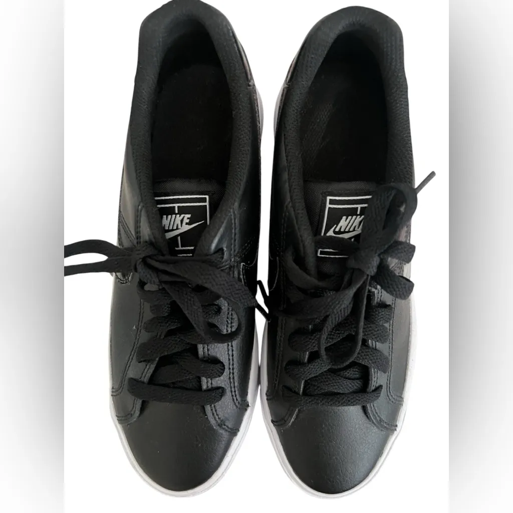 Nike  Black  Athletic low dunk Sneakers iridescent swoosh - Image 9