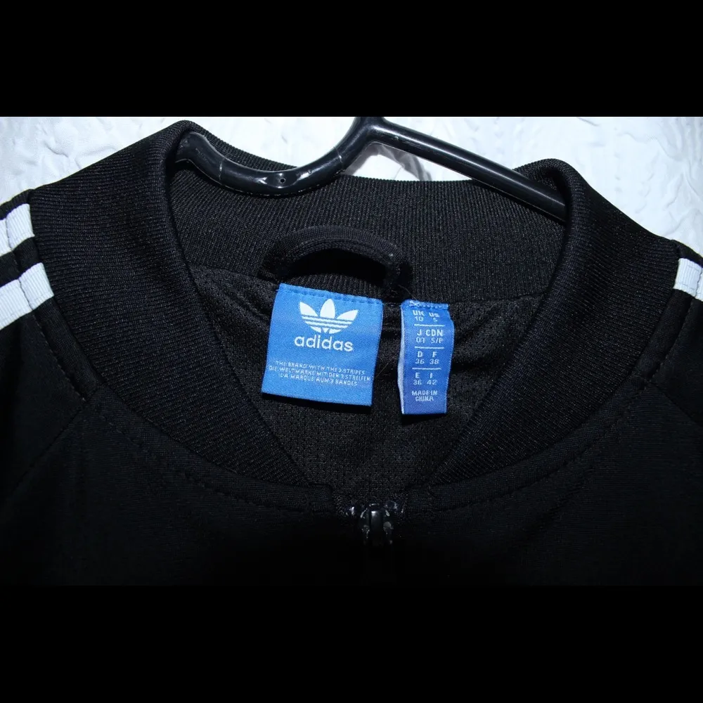 Adidas Womens Zip Up Jacket size small - Image 3