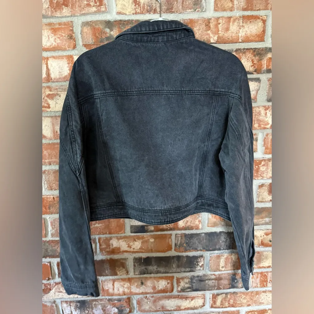 Pink Lily walk the walk black acid wash Denim Jacket - Image 3