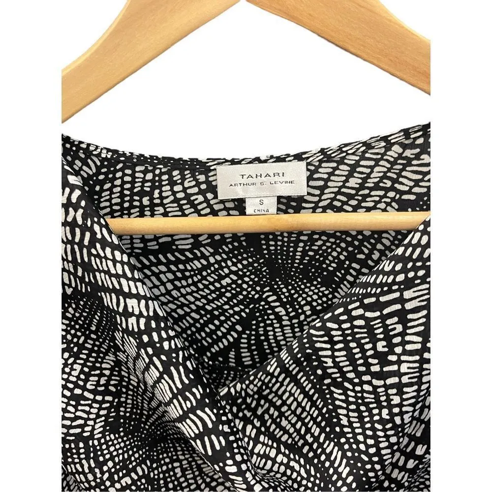 Tahari Sleeveless Blouse size Sm - Image 3