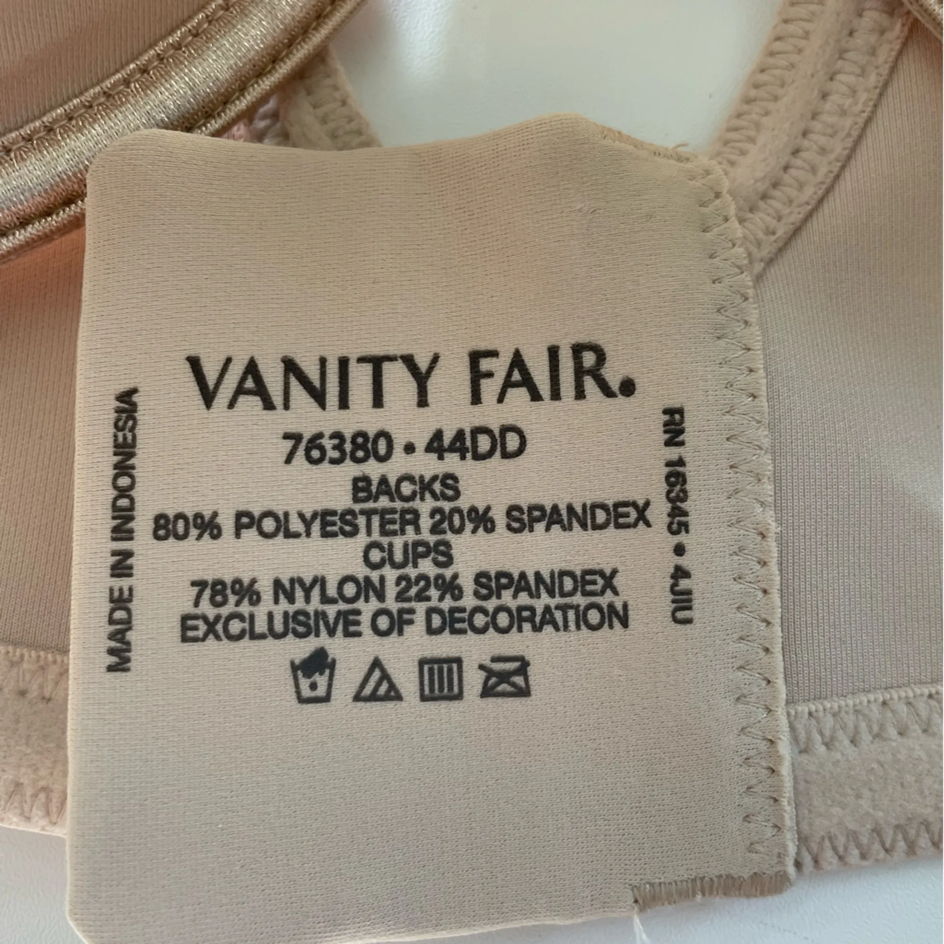 New With Tags Vanity fair 44DD Bra beige - Image 6