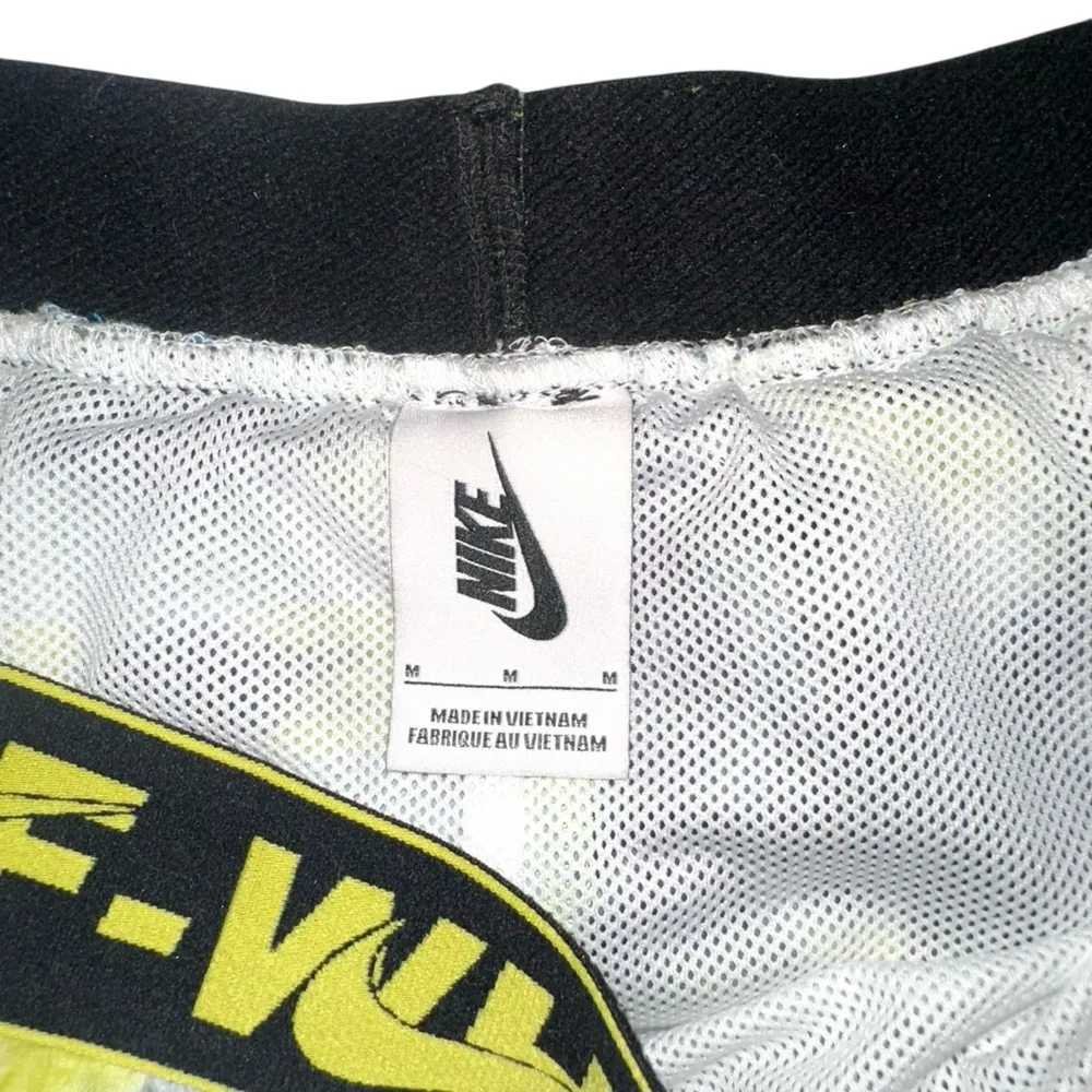 Off White x Nike Technical Tie Dye Reflective Black and Yellow Shorts MEDIUM - Image 3
