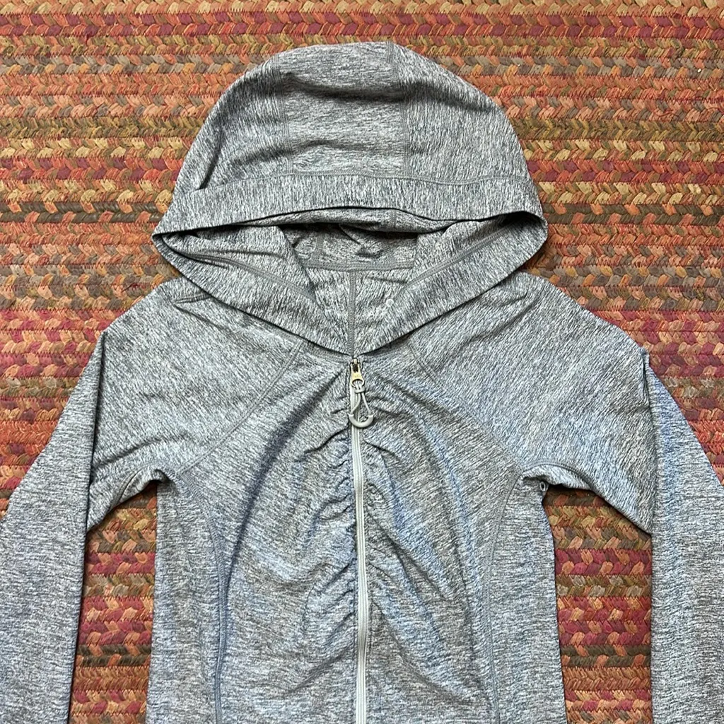 ATHLETA HEATHERED GREY HOODED ZIP UP JACKET - Image 4