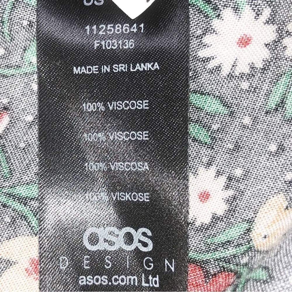 ASOS Design V-Neck Tie Shoulder Swing Romper in Dark Floral Size 2 - Image 10