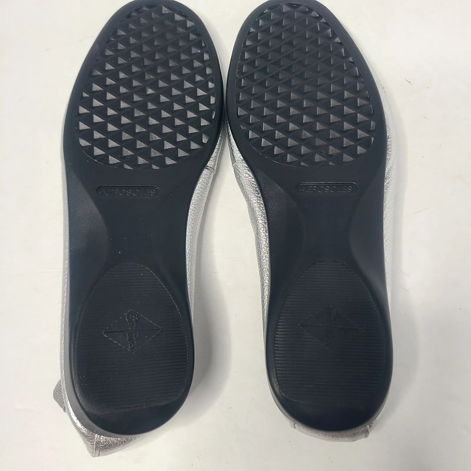Aerosoles Stitch-N-Turn Silver Ballet Flats Comfort‎ Slip On Shoes US 7.5 - Image 7