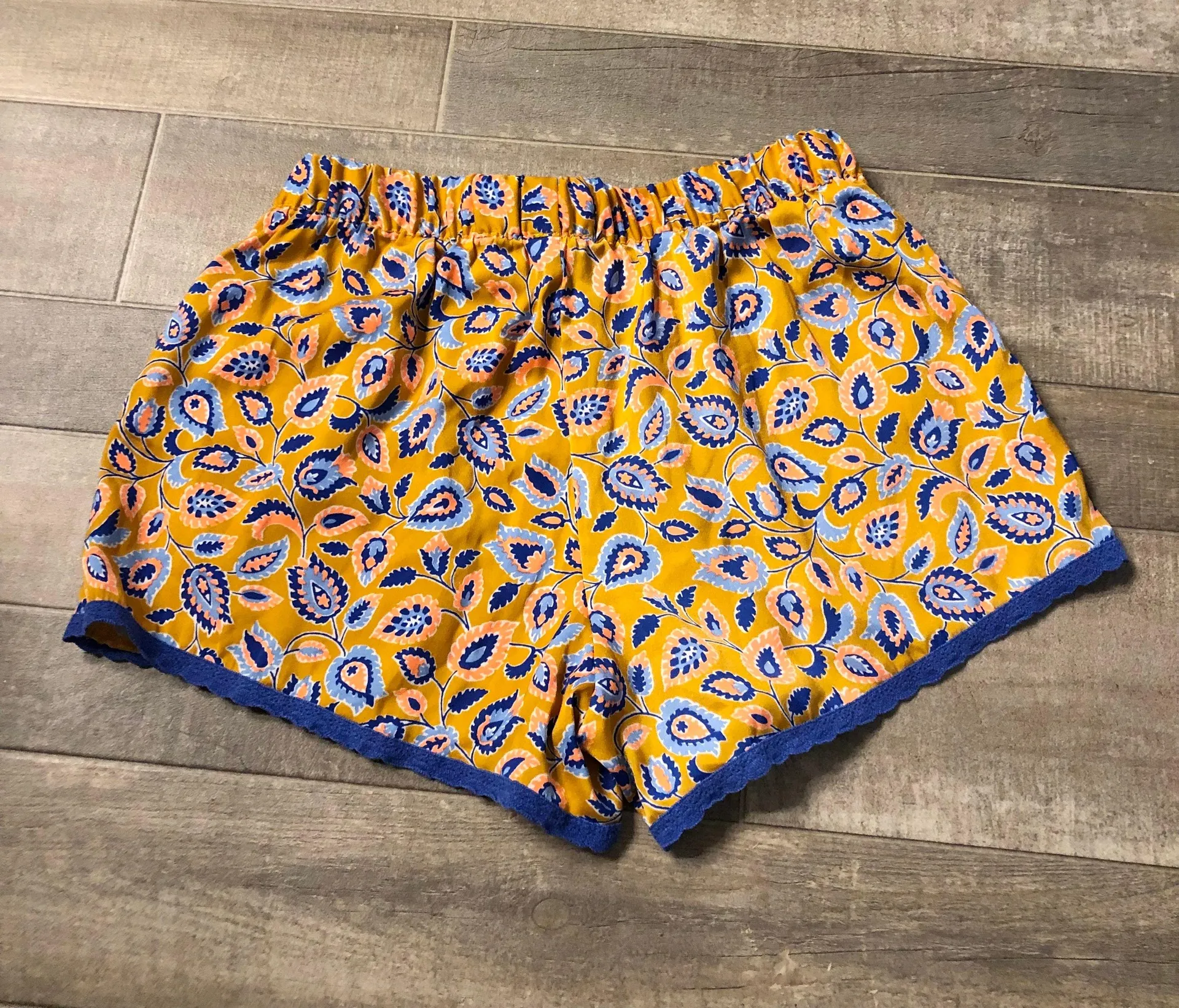 Aerie High Rise Paisley Tassel Lace Shorts Blue Yellow XS - Image 2