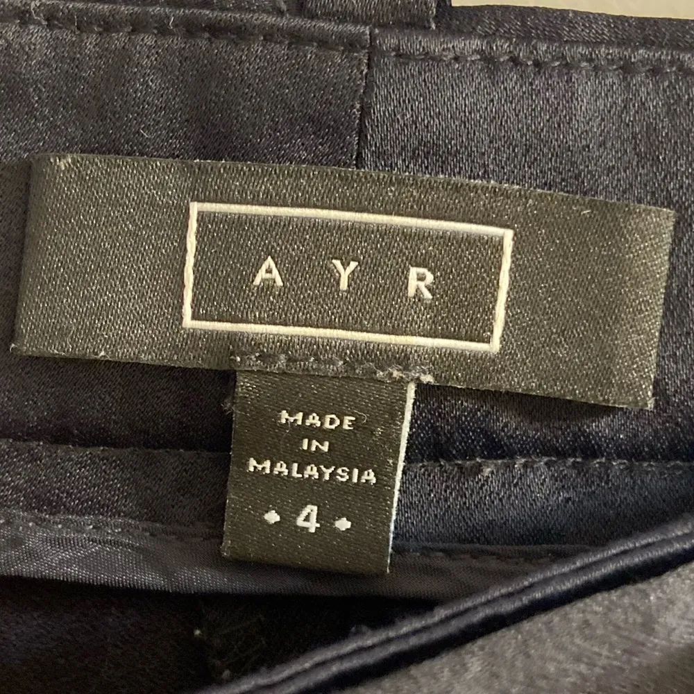 AYR dress pants black satin linen blend skinny Sz 4 - Image 5