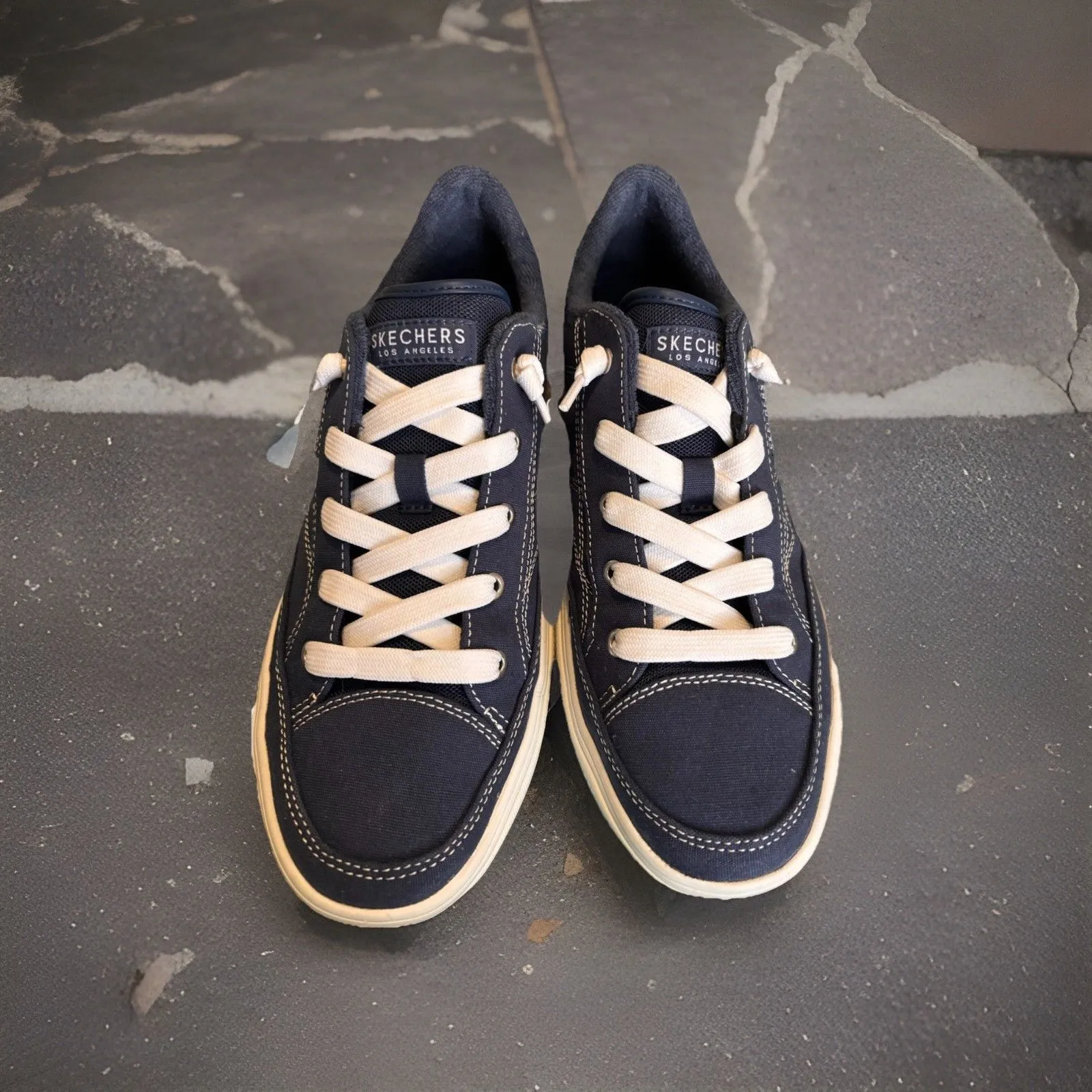 Skechers Women's Arcade Arch Fit Arcata Sneaker Navy Canvas Sz 9 - Image 5