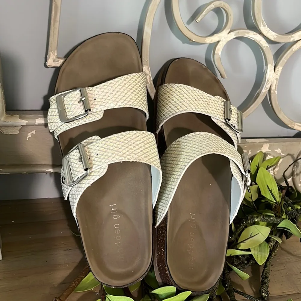 Madden Girl Sandals Double Strap Buckle Off White Shimmery Silver Slides Comfy - Image 5
