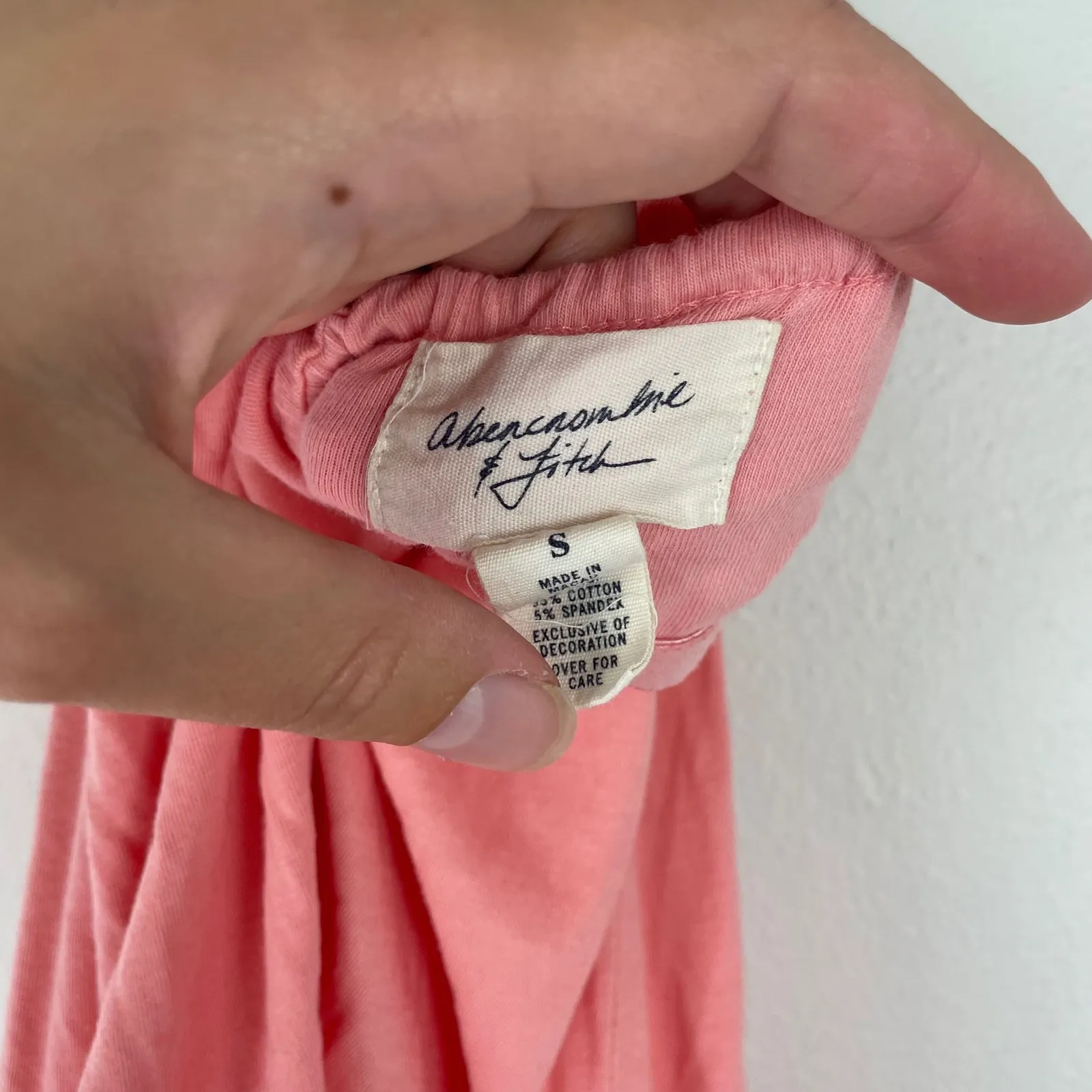 Y2K Abercrombie & Fitch Coral Halter Top Crochet Trim Sleeveless Summer Tank S‎ - Image 4