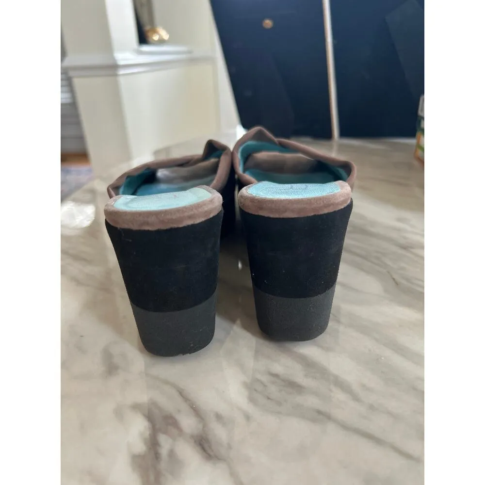 Thierry Rabotin Brown Suede & Fabric Wedge Peep Toe Sandal Size 9.5 - Image 7